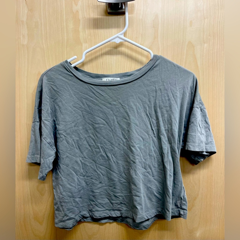 Z Supply sage green cropped shirt